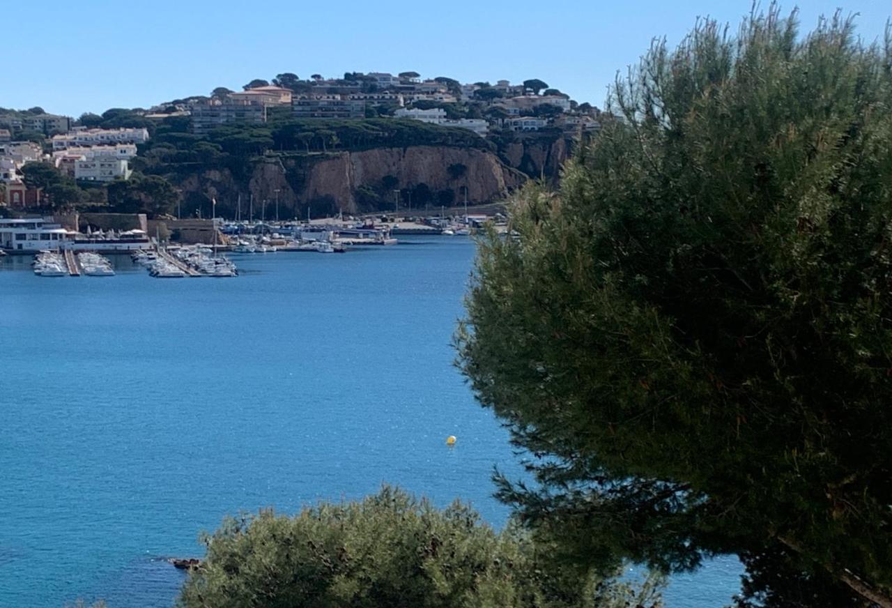Magnific Apartament A Primera Linia De Mar Sant Feliu de Guíxols Exterior photo